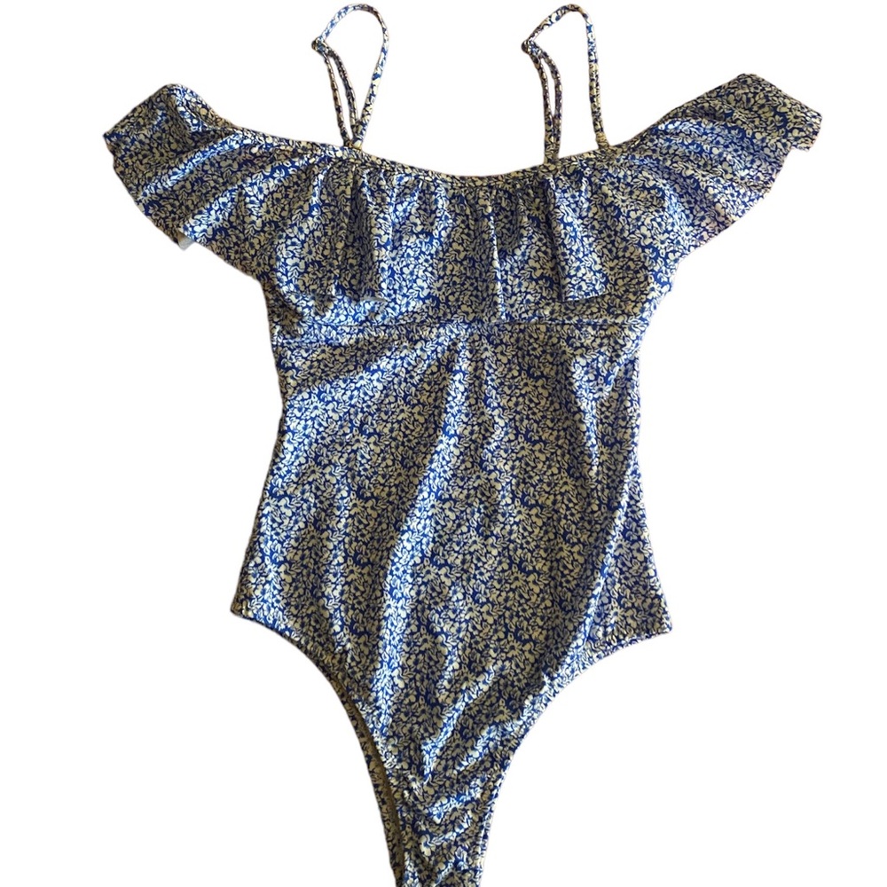 Raisin Maui one piece swimsuit, off the shoulder open back Sz M